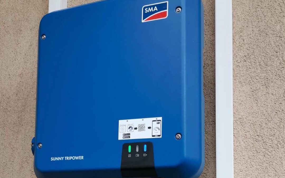 Melyik a legjobb napelem inverter? Összehasonlítottuk az 5 legnépszerűbb invertert!